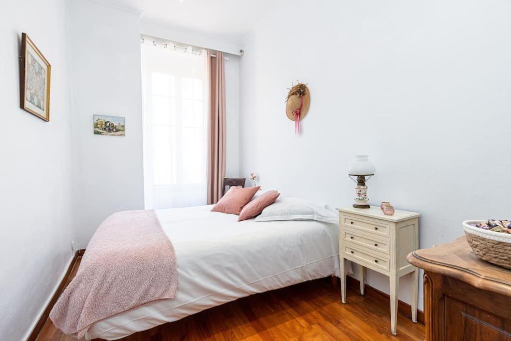 Risso - Comfortable 3 Bedrooms With Balcony Ницца Экстерьер фото